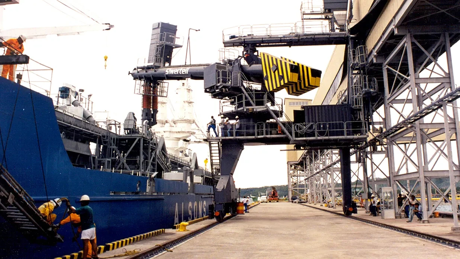 RANDOM SHOTS: Alsons Cement Corporation adopts eco-friendly Siwertell rail-mounted ship loader at Lugait port