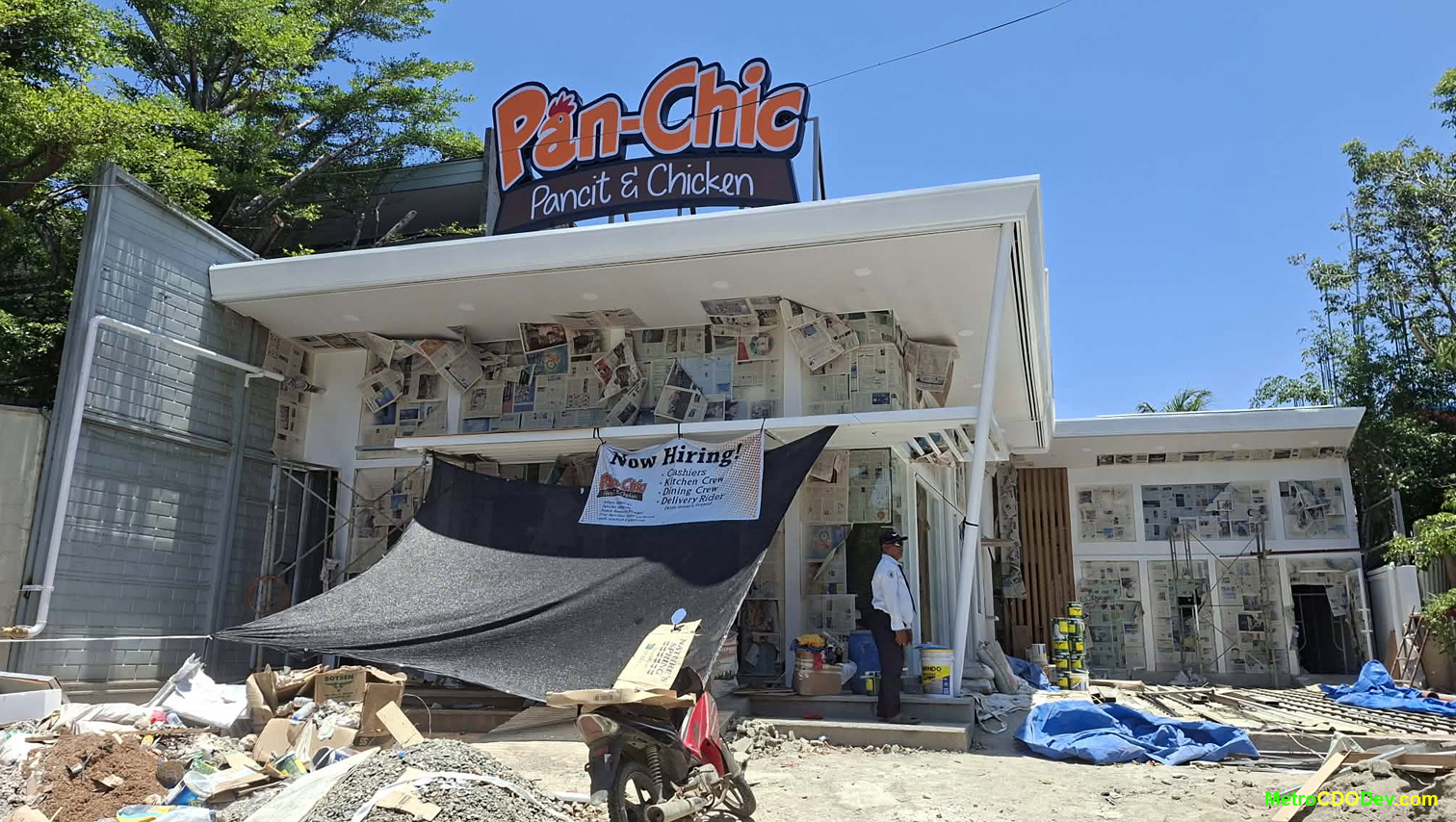 Pan-Chic Uptown unveils signage at new site along Masterson Avenue