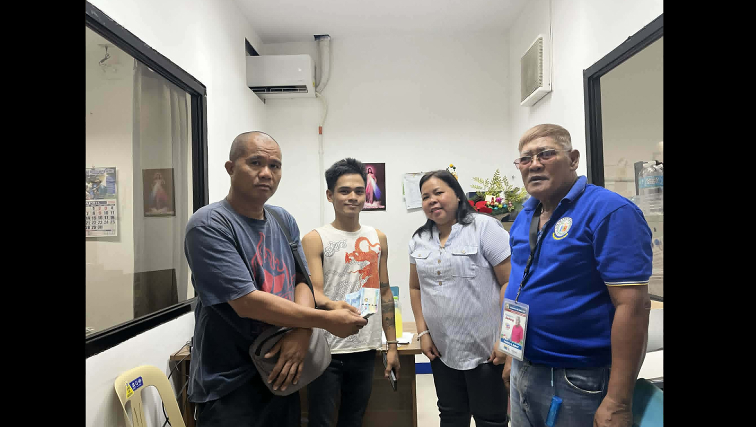 Honest laborer returns ₱20,000 cash found at Cogon Public Market