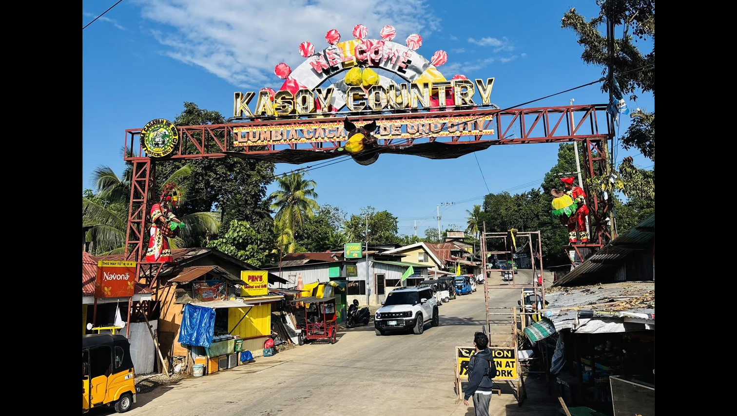 RANDOM SHOTS: Brgy Lumbia, CDO installs ‘Kasoy Country Welcome Arch’